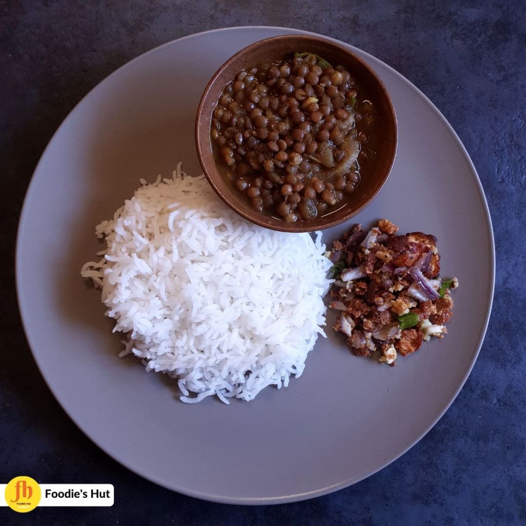 Lunch with Whole Masoor Dal and Bodi Chura